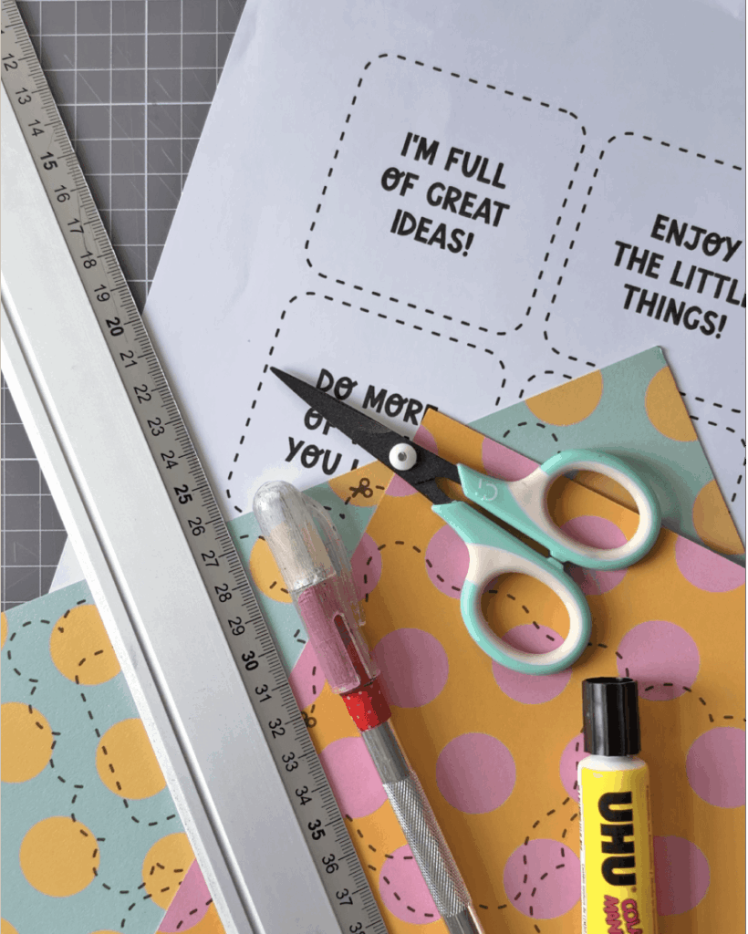 DIY mini frames with inspirational messages materials.